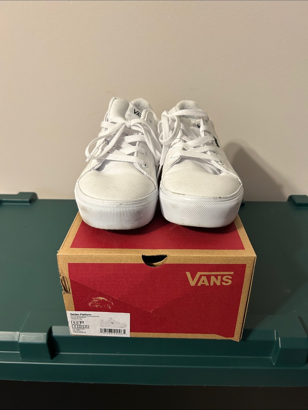 Vans White Canvas ‘Seldan Platform’ Sneakers